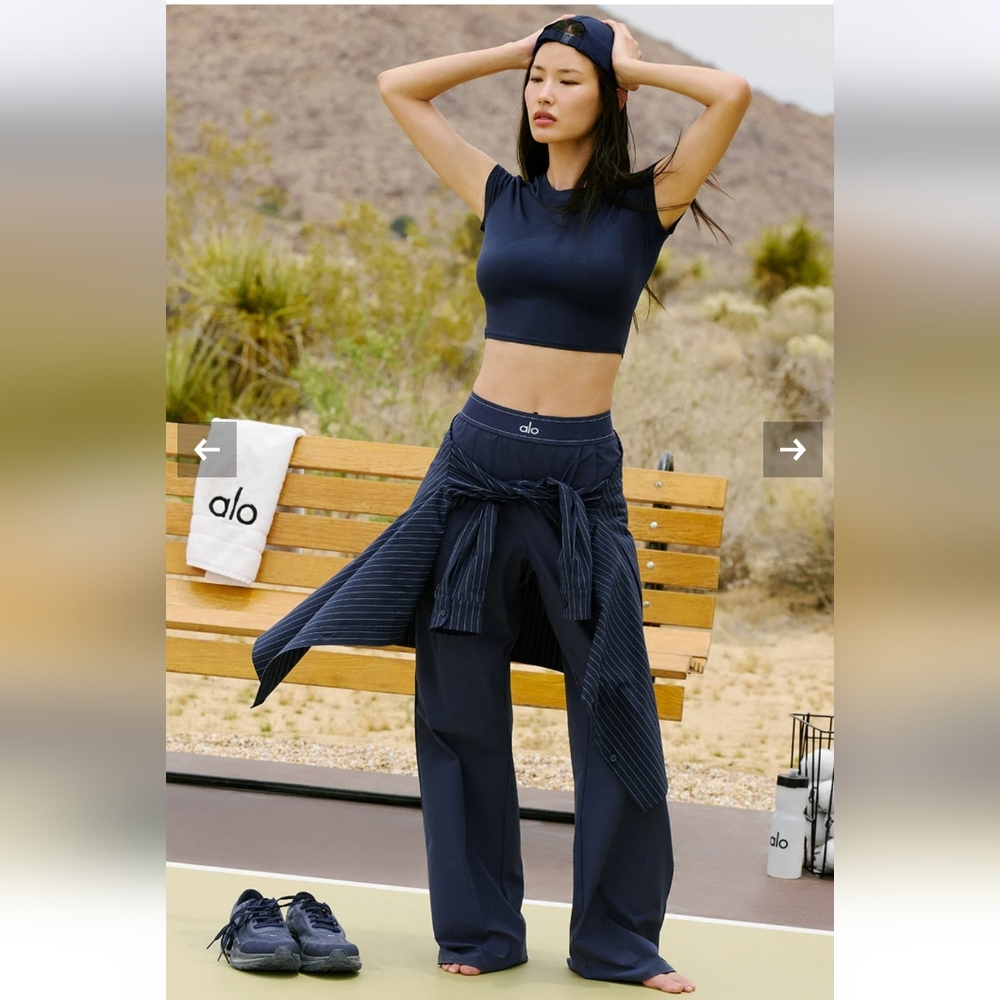 BNWT !!! alo yoga Suit Up Trouser In Black size XS Regular - Picture 3 of 13